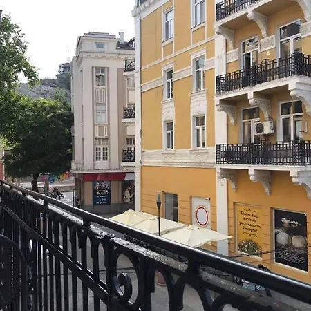 Center Апартаменты *